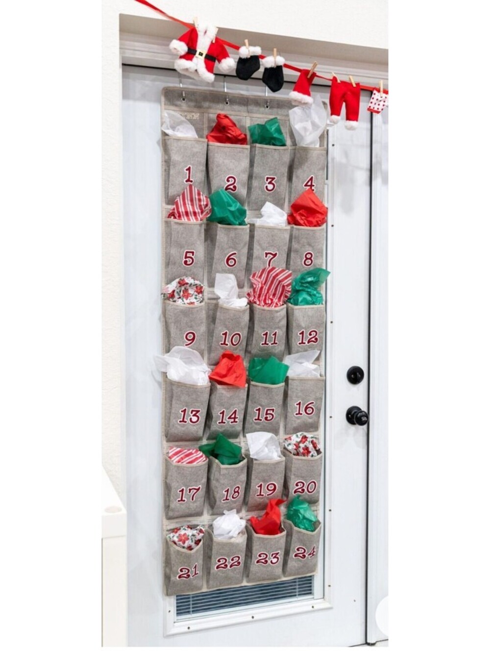 24 Days GIRLS Pocket CHRISTMAS Advert Calendar,